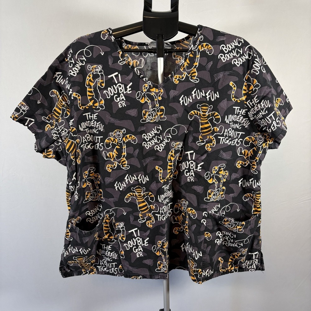 Disney 3XL? Tigger AOP Black Graphic Print V Neck Scrub Top Womens Fun Bounce RN